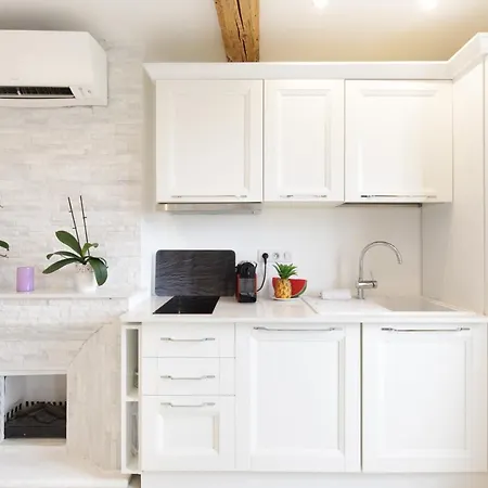 Διαμέρισμα Great Sea View Yourhosthelper