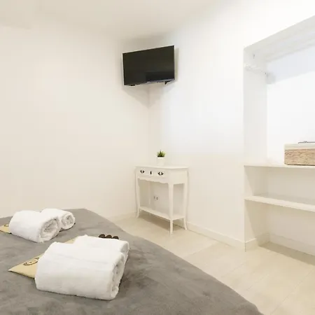 Great Sea View Yourhosthelper *